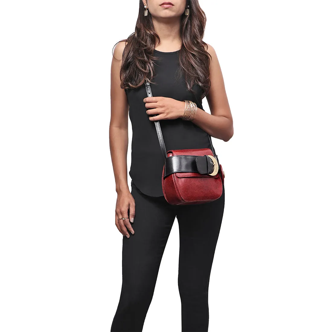 BOLEYN 01 SLING BAG